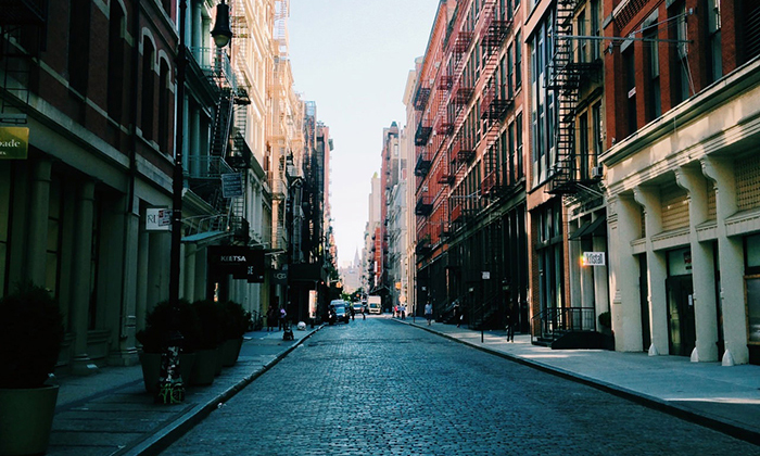 在线轰炸机电话软件